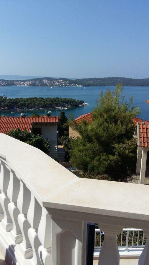 Villa Lizzi Trogir Eksteriør billede