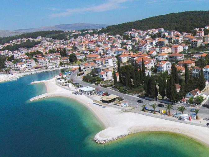 Villa Lizzi Trogir Eksteriør billede